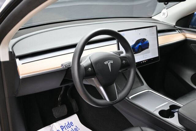 2025 Tesla Model Y Long Range