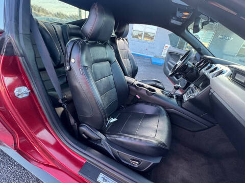 2017 Ford Mustang EcoBoost Premium