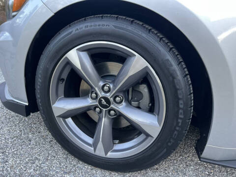 2015 Ford Mustang V6