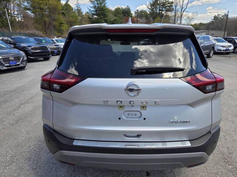 2021 Nissan Rogue SV