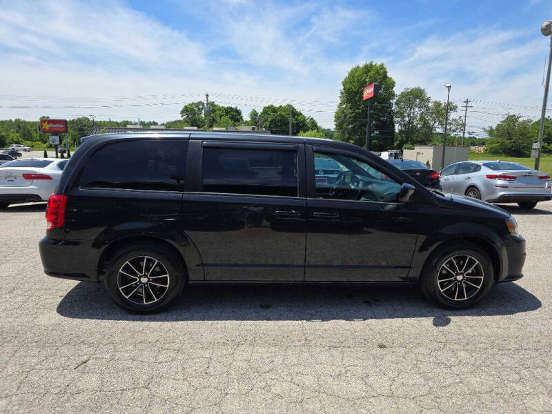 2018 Dodge Grand Caravan SE Plus