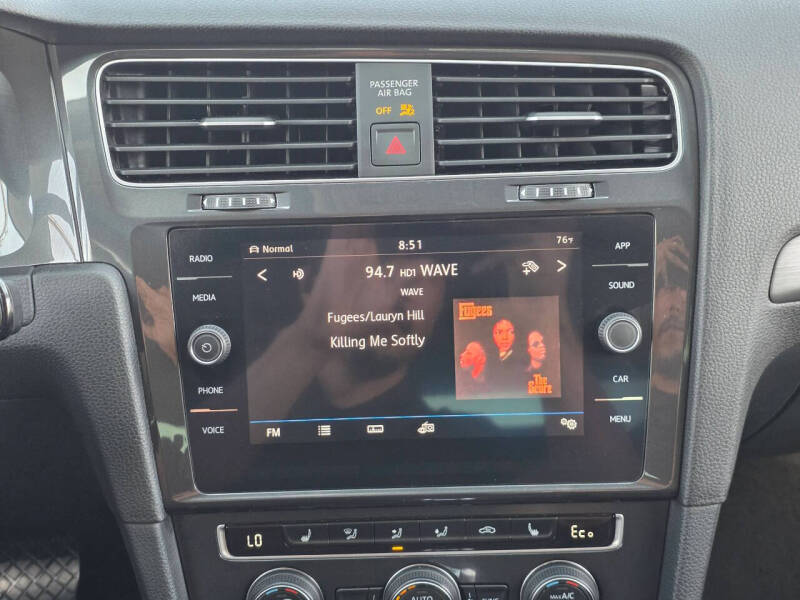 2019 Volkswagen e-Golf SE