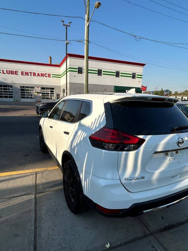2017 Nissan Rogue S
