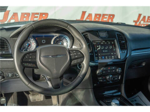 2023 Chrysler 300 S V6