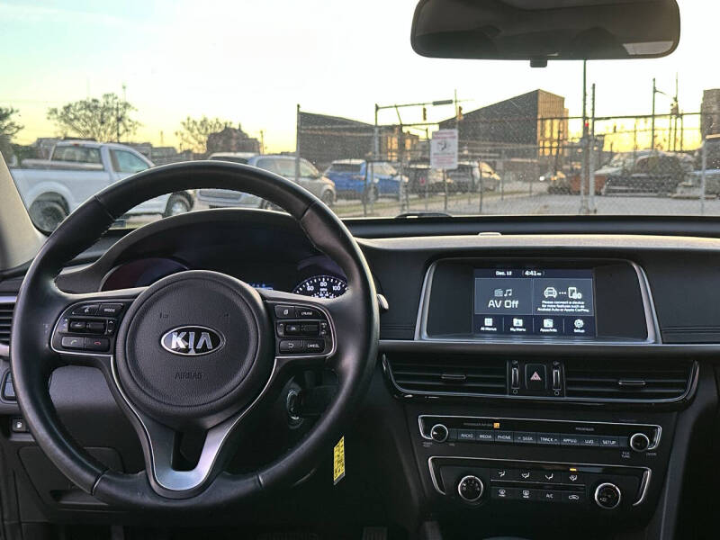 2018 Kia Optima LX