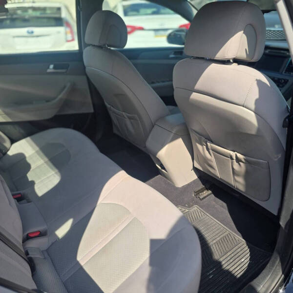 2016 Hyundai Sonata SE