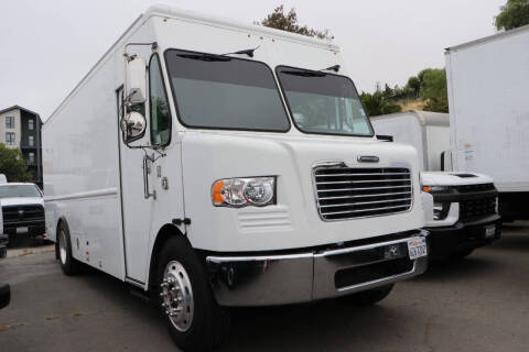 2012 Freightliner MT55 Chassis