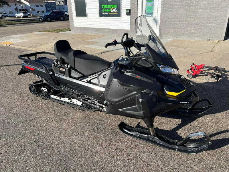 2022 Ski-Doo Skandic for sale at BISMAN AUTOWORX INC in Bismarck ND