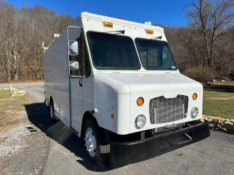 2010 Freightliner MT45 Chassis