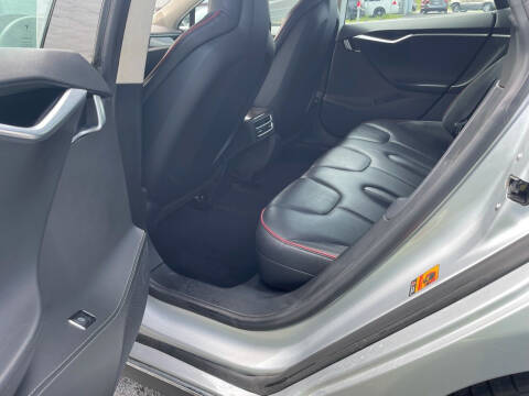 2014 Tesla Model S P85