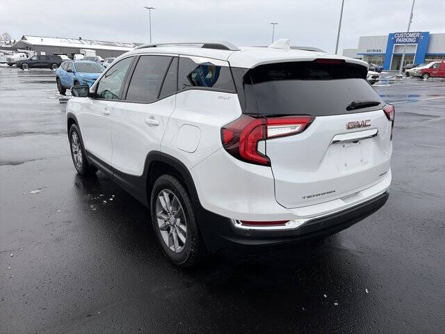 2024 GMC Terrain SLT