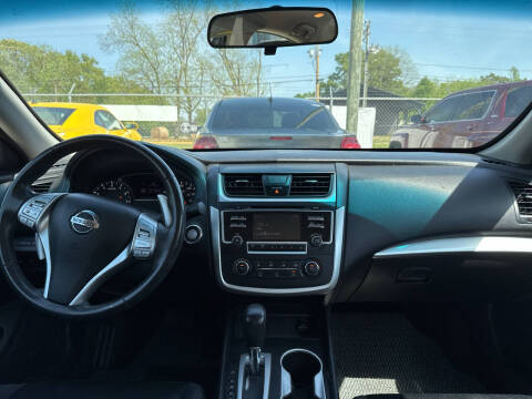 2017 Nissan Altima 2.5 SR