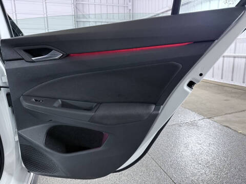 2022 Volkswagen Golf GTI S