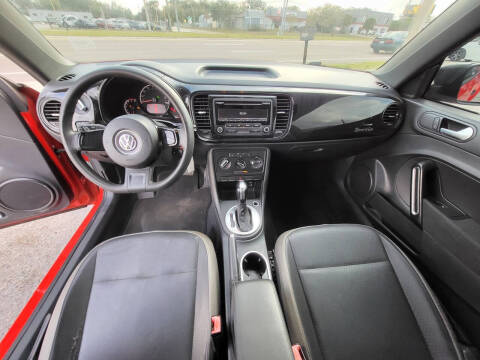 2015 Volkswagen Beetle 1.8T Classic PZEV