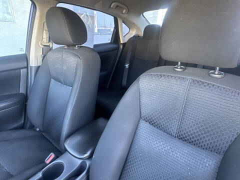 2017 Nissan Sentra SR