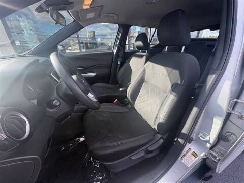 2020 Nissan Kicks SV