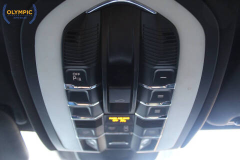 2014 Porsche Cayenne Platinum