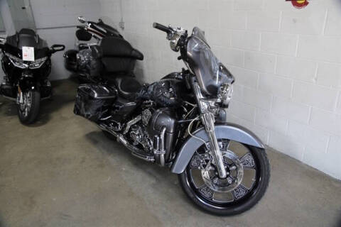 2011 Harley-Davidson CVO STREET