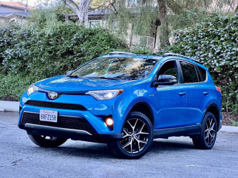 2017 Toyota RAV4 Hybrid SE
