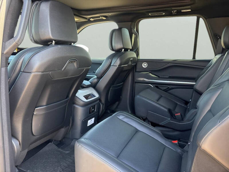 2026 Lincoln Navigator L Reserve
