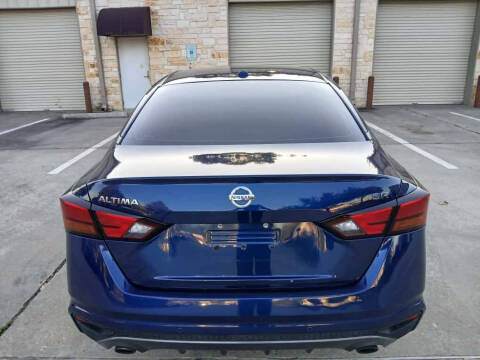 2021 Nissan Altima 2.5 SR