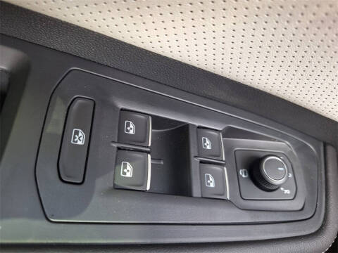 2026 Volkswagen Atlas Cross Sport SEL Premium R-Line 4Motion