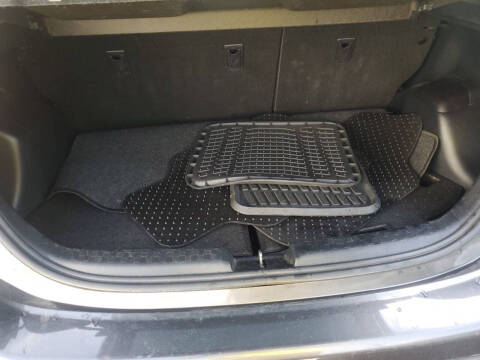 2017 Toyota Prius c Three