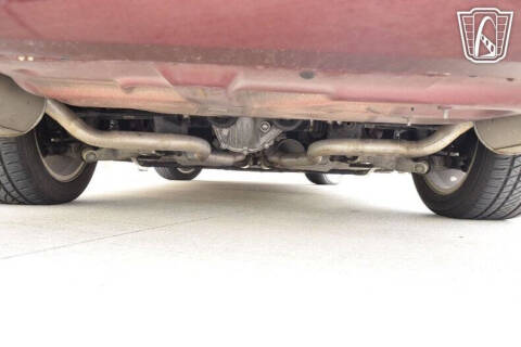 2004 Ford Thunderbird Deluxe