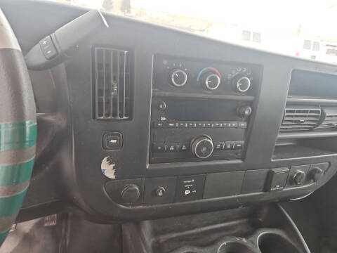 2017 Chevrolet Express 2500