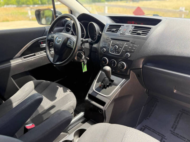 2012 Mazda MAZDA5 Sport