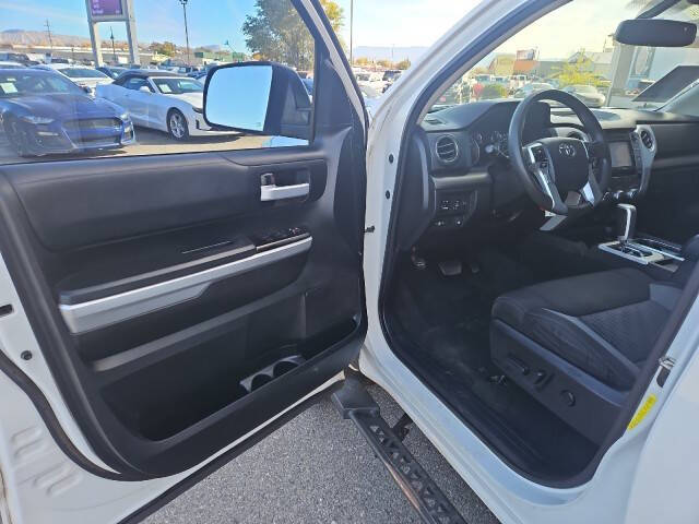 2014 Toyota Tundra SR5