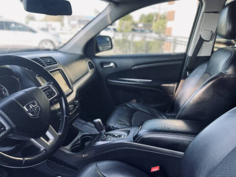 2019 Dodge Journey Crossroad