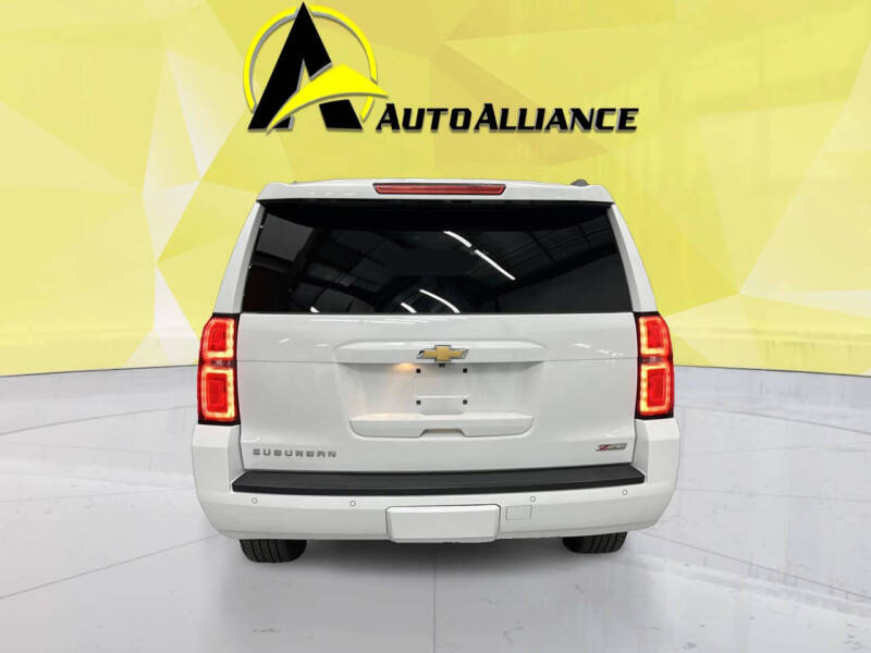 2016 Chevrolet Suburban LT