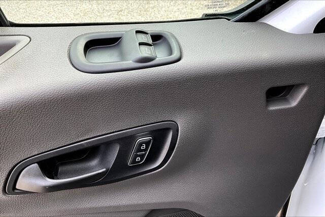 2025 Ford Transit 250