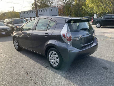 2014 Toyota Prius c Two