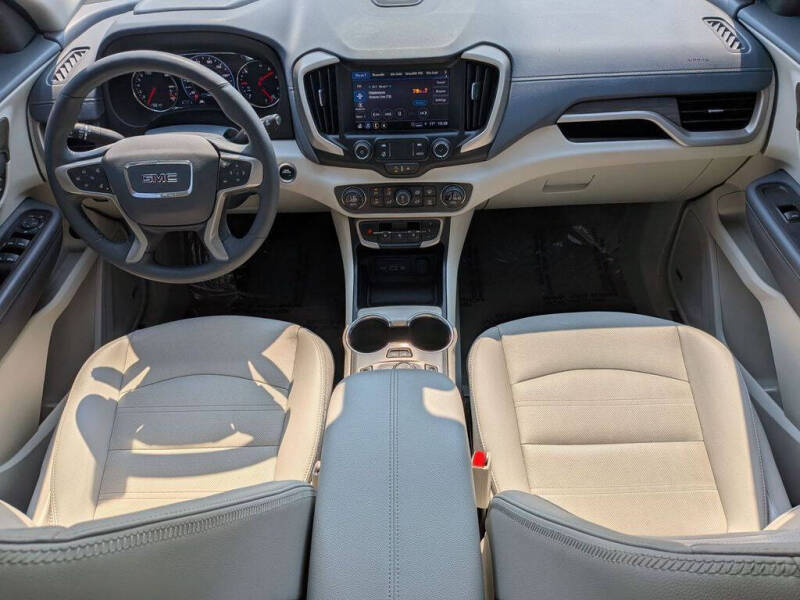 2023 GMC Terrain Denali