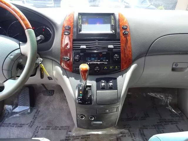 2008 Toyota Sienna