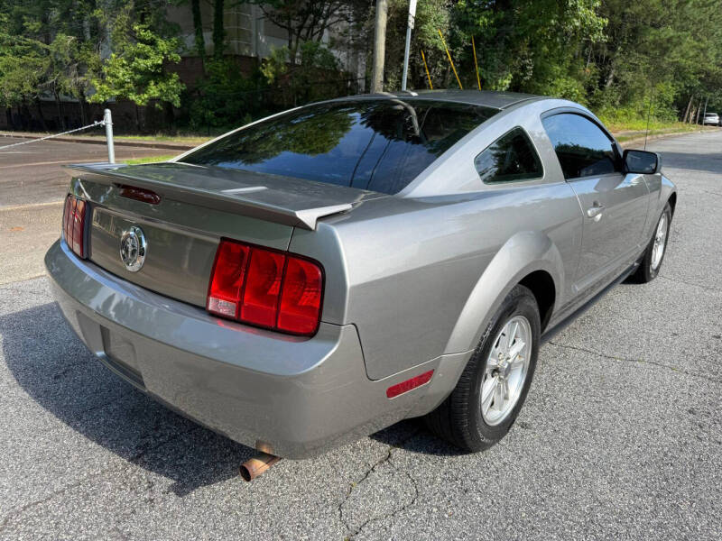 2008 Ford Mustang V6 Deluxe