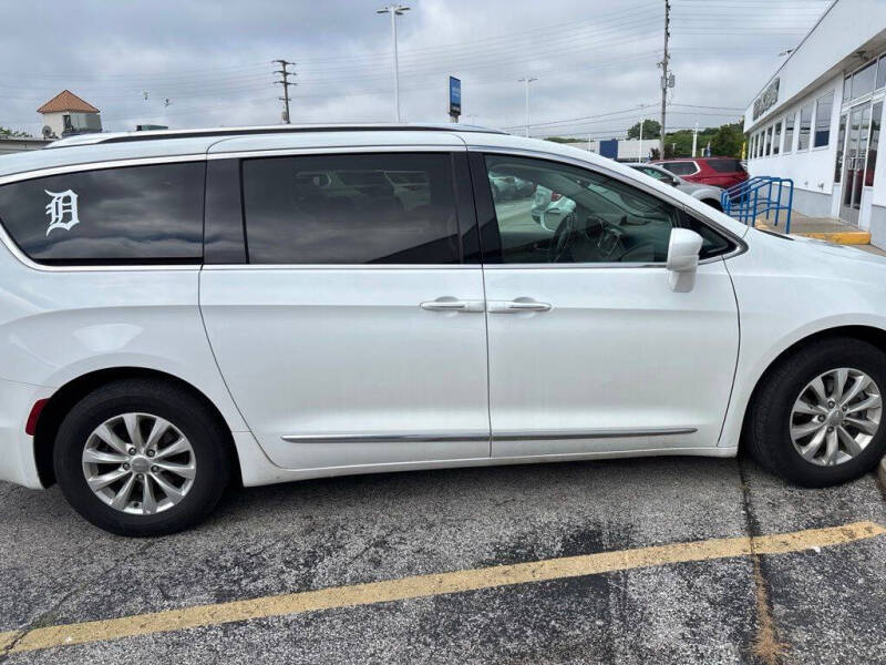 2019 Chrysler Pacifica Touring L