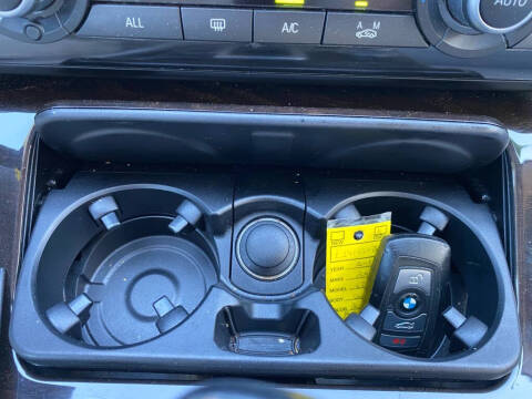 2013 BMW 5 Series 528i