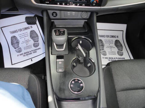 2025 Nissan Rogue SV