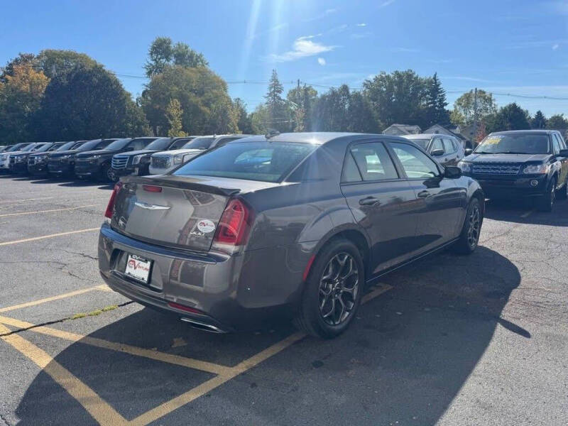 2017 Chrysler 300 S