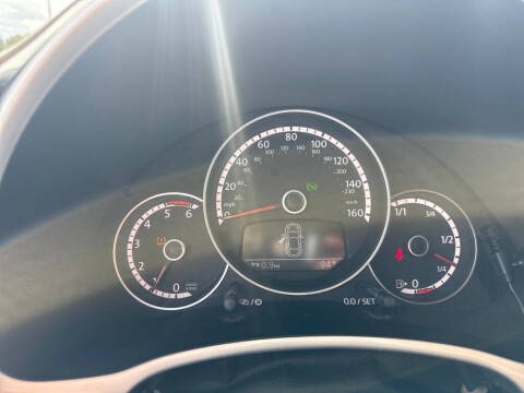 2014 Volkswagen Beetle Convertible