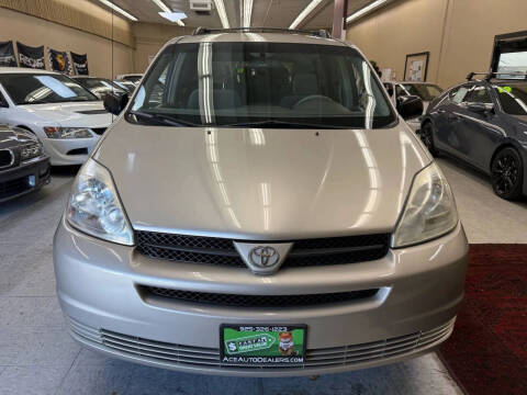 2004 Toyota Sienna