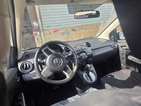 2011 Mazda MAZDA2 Touring