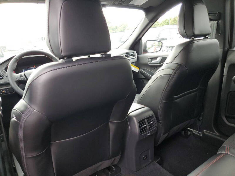 2025 Ford Escape ST-Line