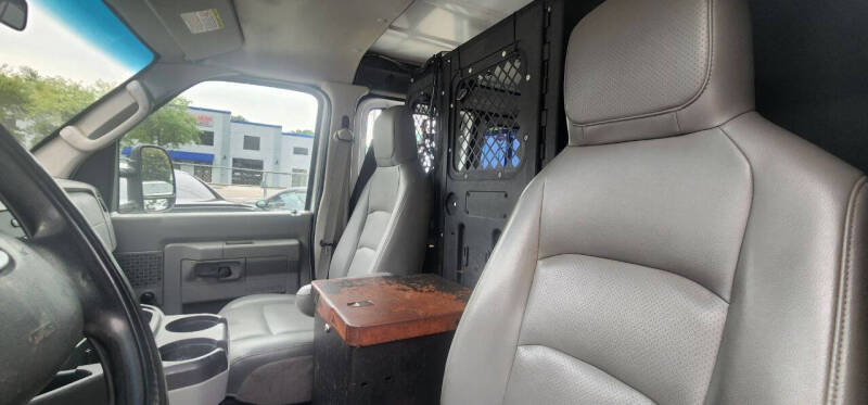 2010 Ford E-Series E-250