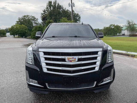 2018 Cadillac Escalade Luxury