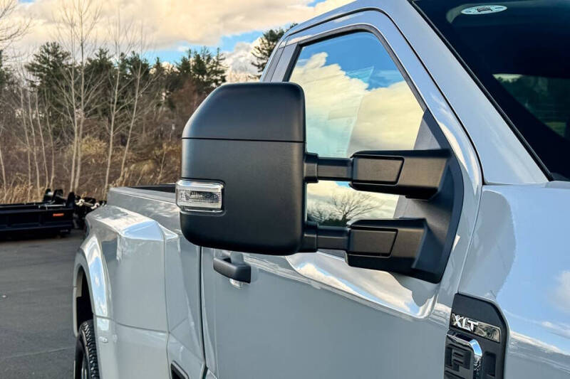2026 Ford F-350 Super Duty XLT