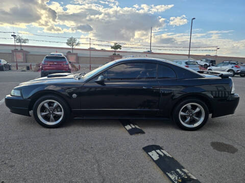 2004 Ford Mustang GT Deluxe